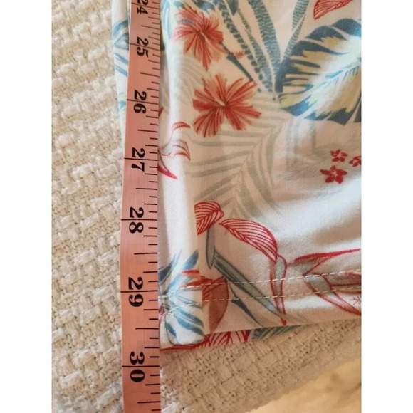 Ink+Ivy Women’s Tropical Garden Palm Pajama Set - Picture 9 of 10